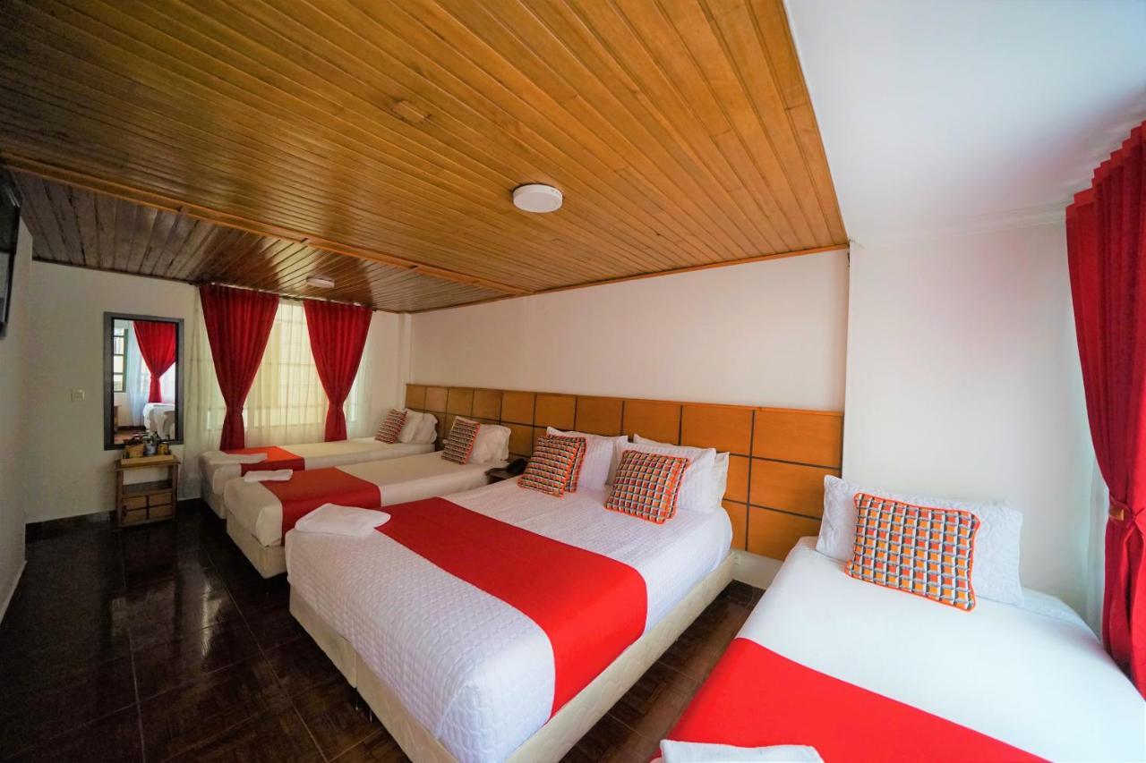 Hotel Embajada Real 3*