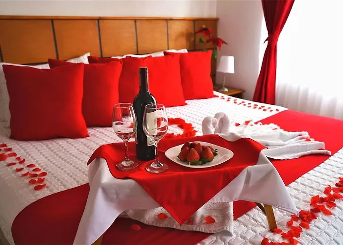 Hotel Embajada Real